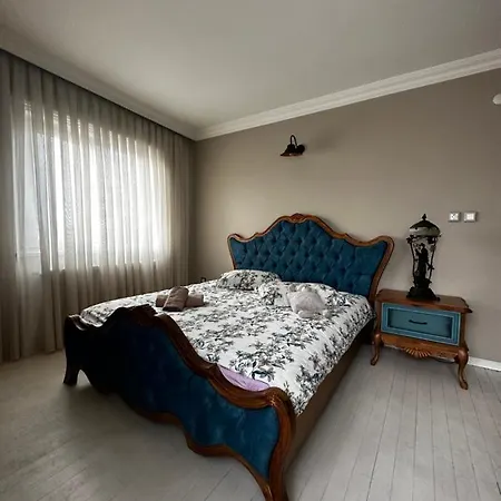 Isra Apartment *